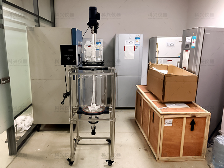 上?？婆d儀器與上海某集團(tuán)合作