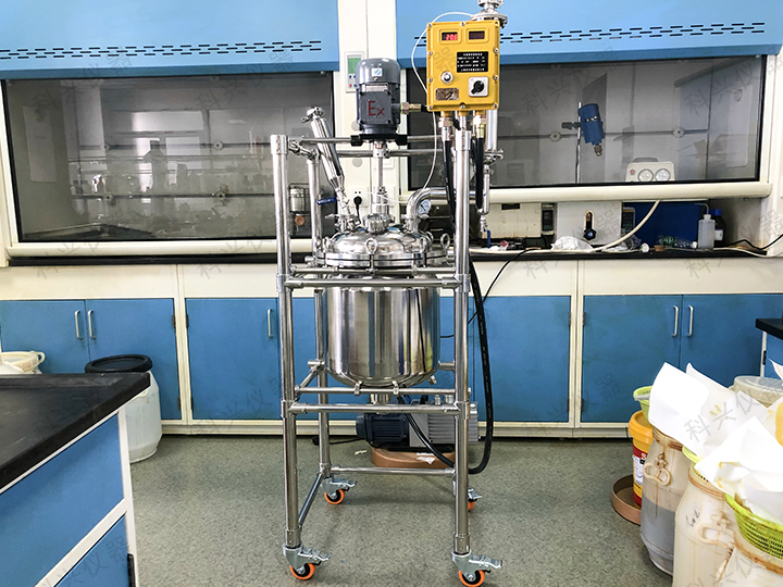 上?？婆d儀器與上海某實(shí)業(yè)公司合同不銹鋼反應(yīng)釜